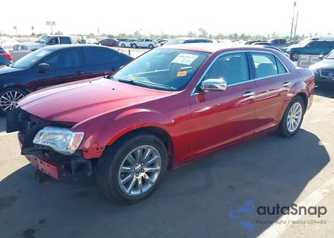 2012 Chrysler 300 Limited z USA, uszkodzony, nr VIN 2C3CCACG7CH142420